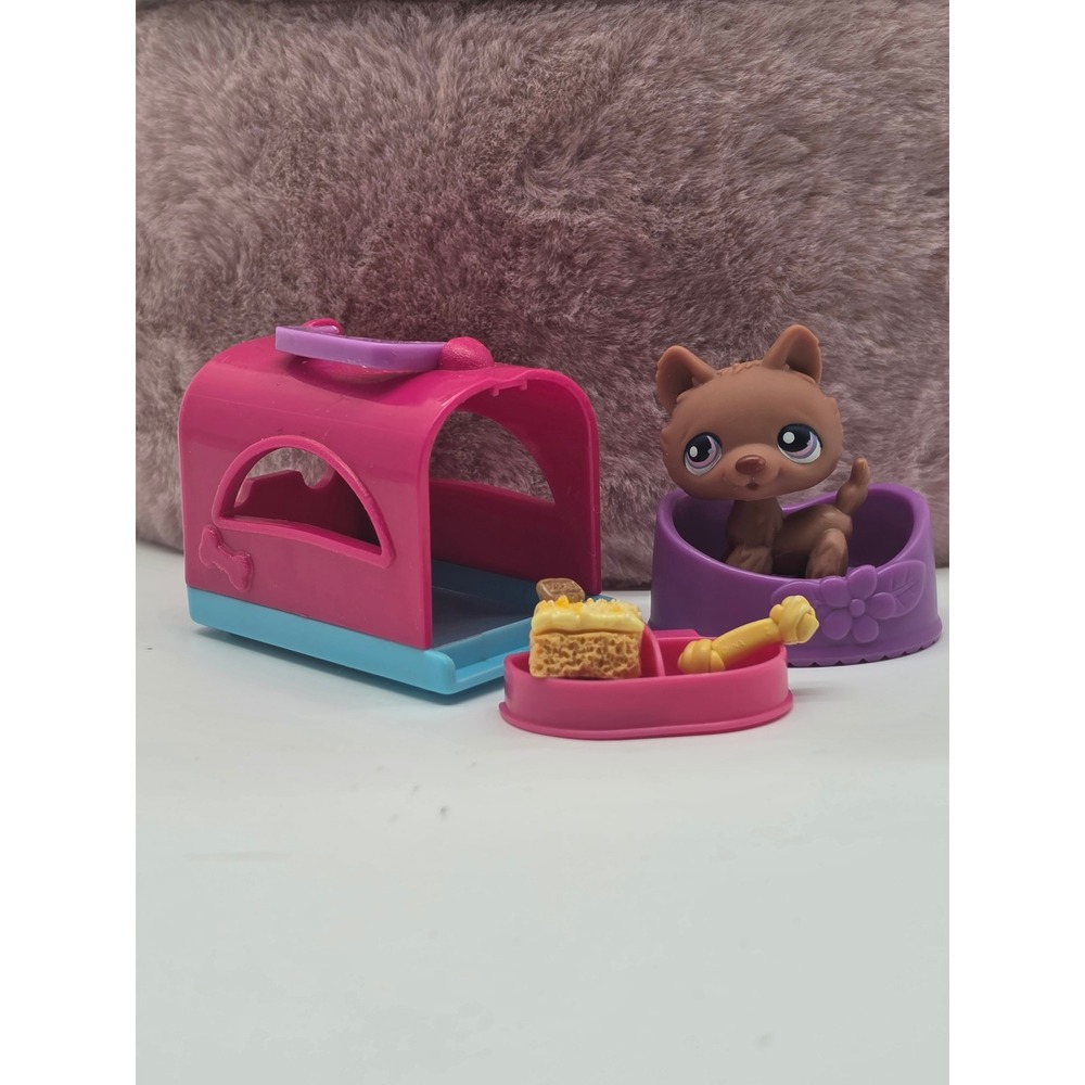 Hasbro Littlest Pet Shop Tan Chinchilla 340 with Carrier Bed and Accessories
